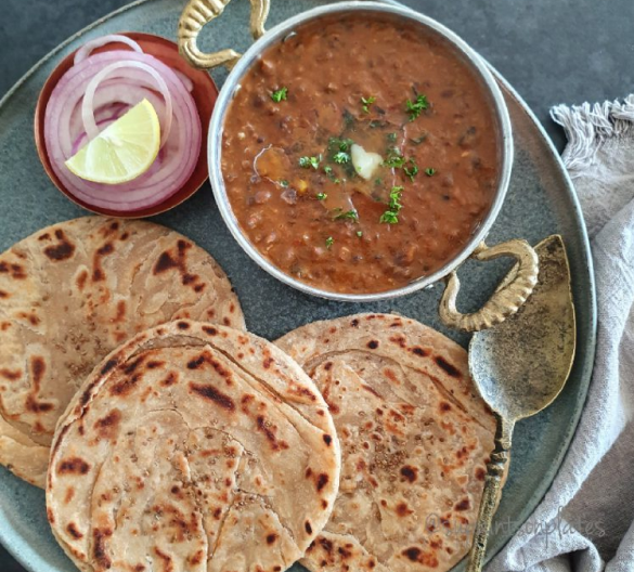 Dal Makhani + Roti/Naan (1 Pcs) | Fireside Indian Bar & Restaurant
